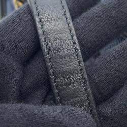 مملوكة مسبقًا Chanel Cc Figley Shoulder Navy/Black Caviar Leather