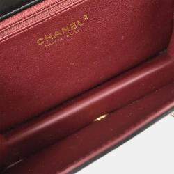 Pre Owned حقيبة كتف شانيل شريط قفل صغير جلد حمل سوداء