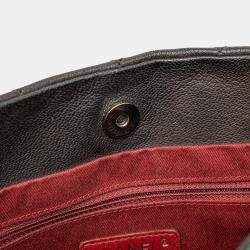 Pre Owned Chanel Black Medium Quilted Calfskin Yacht Expandable Zip Tote