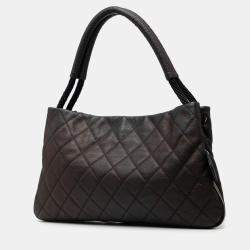 Pre Owned Chanel Black Medium Quilted Calfskin Yacht Expandable Zip Tote