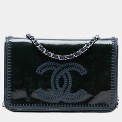 Pre Owned محفظة شانييل بلو CC براءة اختراع بالخيط السوط على السلسلة