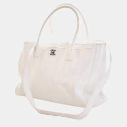 Pre Owned حقيبة توت شانيال تنفيذية من جلد العجل الأبيض متوسط ​​الحجم