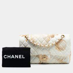 مملوكة مسبقًا حقيبة شانيل قلاب مزدوج زهري قماشي مطبوع كلاسيكي أبيض/بيج متوسط