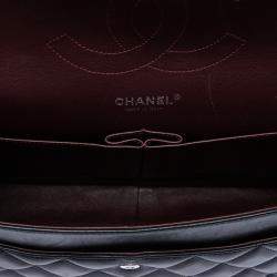 Pre Owned Chanel Black Jumbo Classic Lambskin Double Flap