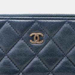 Pre Owned Chanel Blue Paris Dubai Large CC Quilted Lambskin O Case Clutch