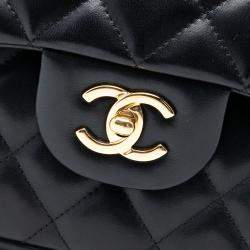 Pre Owned Chanel Black Jumbo Classic Lambskin Double Flap