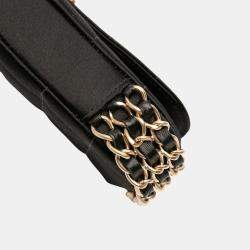مملوكة مسبقًا Chanel Black Mini Chocolate Bar Satin Triple Chain Single Flap
