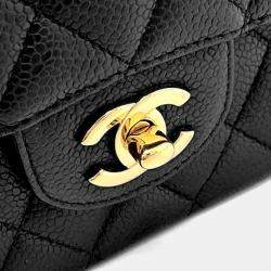 Pre Owned Chanel Black Leather Caviar Classic Medium