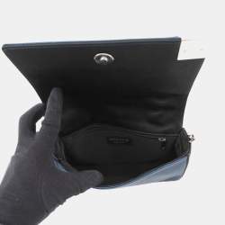 Pre Owned Chanel Chocolate Bar Chain shoulder Bag Blue/Black Satin