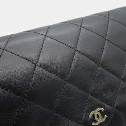مملوكة مسبقًا Chanel Matelasse Clutch Bag Black Lambskin