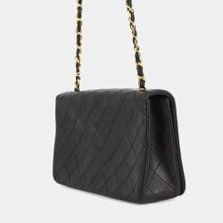 Pre Owned Chanel Matelasse Full Flap Chain shoulder Bag Black Lambskin