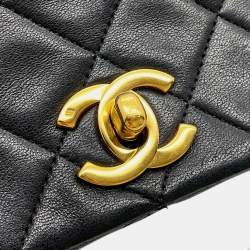 Pre Owned Chanel Matelasse Full Flap Chain shoulder Bag Black Lambskin