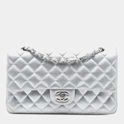 Pre Owned حقيبة كتف شانيل فضية متوسطة معدنية جلد حمل مزدوجة