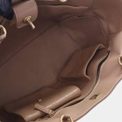 Pre Owned حقيبة يد شانيل توت سلسلة سي سي قفل بني جلد العجل مبطن