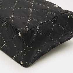 مملوكة مسبقًا Chanel Travel Line Black Quilted Print Nylon Tote