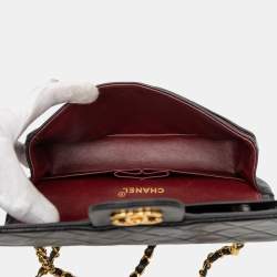 Pre Owned حقيبة شانيل سوداء صغيرة كلاسيك جلد خروف مزدوجة الرفرف