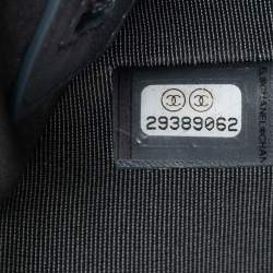 مملوكة مسبقًا حقيبة كلتش شانيل غلاف حرف أوه جلد ديج صغير مبطن متوسطة حجم إضافي