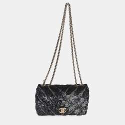 Pre Owned حقيبة شانيل سلسلة شيفرون صغيرة قلاب حرير أسود بترتر