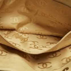 Pre Owned حقيبة تسوق شانيل سي سي جلد محبوك كريمي مخيط بحياكة برية