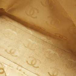 Pre Owned حقيبة تسوق شانيل سي سي جلد محبوك كريمي مخيط بحياكة برية