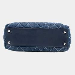 مملوكة مسبقًا حقيبة شانيل زرقاء دينيم مبطن صغير بمقبض "كوكو"