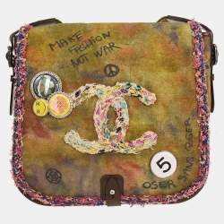 Pre Owned Chanel Khaki Canvas Graffiti On The Pavements Shoulder Bag