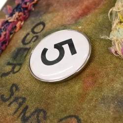 Pre Owned حقيبة شانيل كانفاس كاكي جرافيتي على الأرصفة كتف