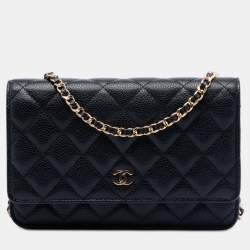 مملوكة مسبقًا Chanel Black CC Quilted Caviar Wallet on Chain
