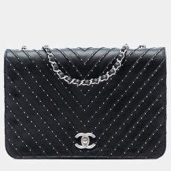 Pre Owned Chanel Black Chevron Lambskin Stud Wars Flap