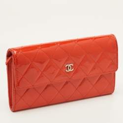 مملوكة مسبقًا محفظة شانيلا سي سي جلد لامع مبطن برتقالي