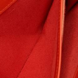 مملوكة مسبقًا محفظة شانيلا سي سي جلد لامع مبطن برتقالي