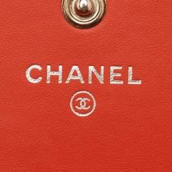 مملوكة مسبقًا محفظة شانيلا سي سي جلد لامع مبطن برتقالي