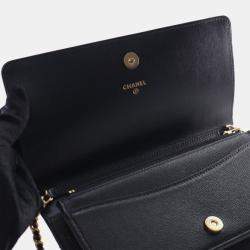 Pre Owned Chanel Black Quilted Caviar Glitter CC Roller Skate Clutch With Chain