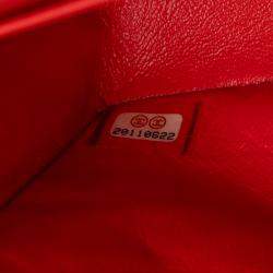 Pre Owned حقيبة شانيل حمراء كلاسيكية متوسطة من المخمل برفرف مزدوج