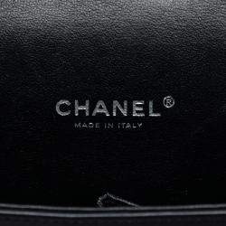 مملوكة مسبقًا Chanel Black Maxi Classic Striped Patent Double Flap