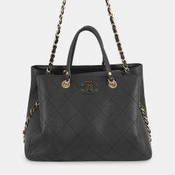 Pre Owned حقيبة تسوق شانيل ماتلاسي جلد عجل أسود حجم متوسط