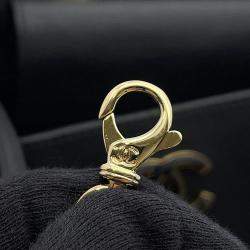 Pre Owned حقيبة تسوق شانيل ماتلاسي جلد عجل أسود حجم متوسط