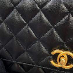 Pre Owned Chanel Matelasse Heart Chain Cc Logo Chain Wallet Black Lambskin