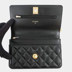 Pre Owned Chanel Matelasse Heart Chain Cc Logo Chain Wallet Black Lambskin
