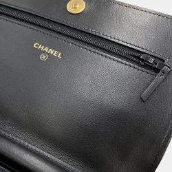 Pre Owned Chanel Boy Chanel Chain Wallet Black Caviar Leather