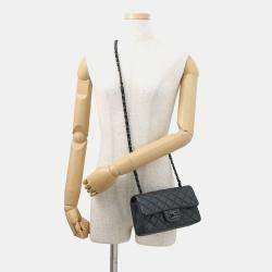 مملوكة مسبقًا Chanel Mini Matelasse Chain shoulder Bag Black Lambskin Size 20