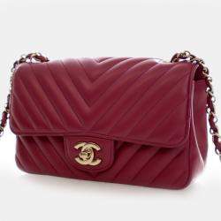 Pre Owned حقيبة شانيل بغطاء كلاسيكي صغير مستطيل من جلد الخروف للشاكتة