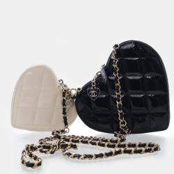 Pre Owned Chanel Quilted Resin CC Heart Small Patent Leather Clutch With Chain