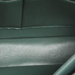 مملوكة مسبقًا Chanel Classic Double Flap Medium Green Chevron Leather Shoulder Bag