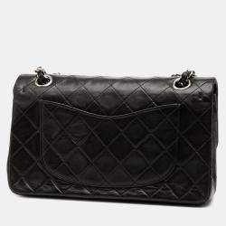 مملوكة مسبقًا Chanel Black Small Classic Lambskin Double Flap