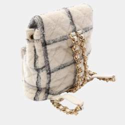 Pre Owned حقيبة ظهر شانيل كو كو مارك قماش أبيض أسود