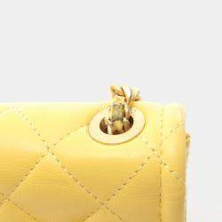Pre Owned حقيبة كتف شانيل ماتلاسه جلد العجل أصفر