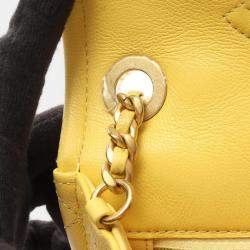 Pre Owned حقيبة كتف شانيل ماتلاسه جلد العجل أصفر