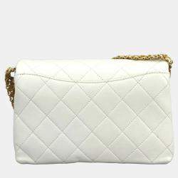 Pre Owned Chanel Matelasse White Calfskin Leather Shoulder Bag