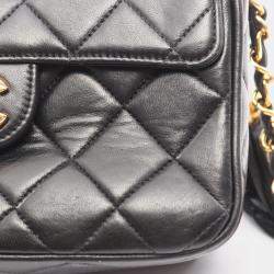 Pre Owned حقيبة كتف شانيل ماتلاس جلد الحَمَل أسود